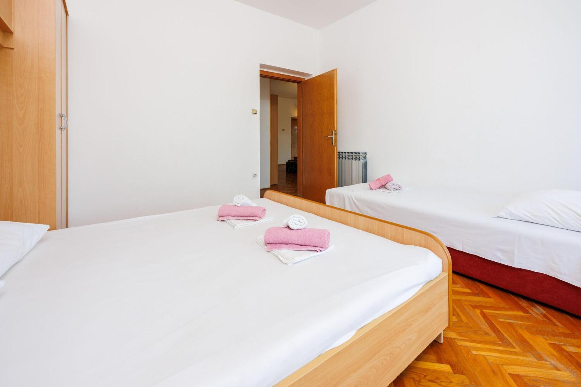 Apartment Darija Crikvenica Buitenkant foto