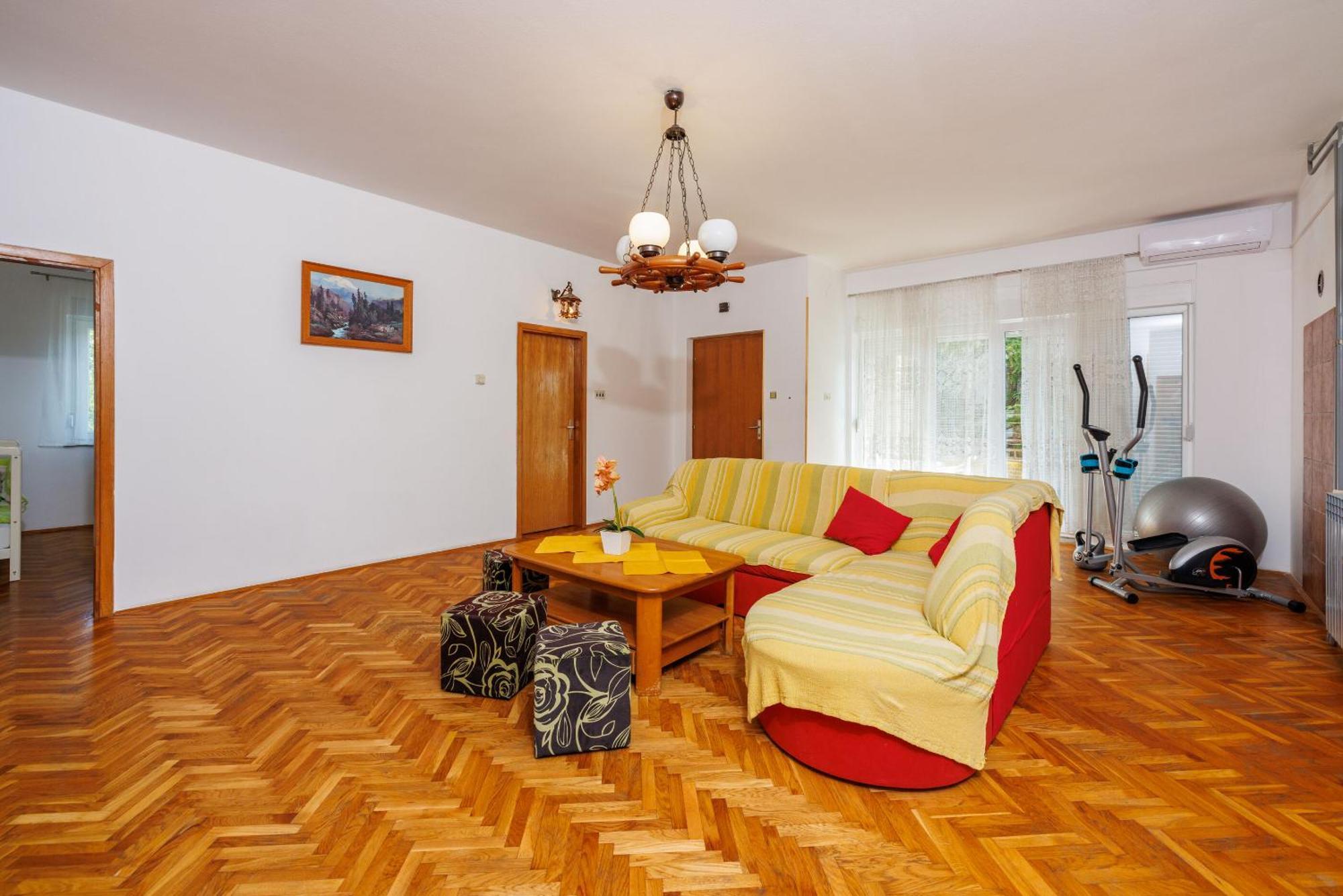 Apartment Darija Crikvenica Buitenkant foto
