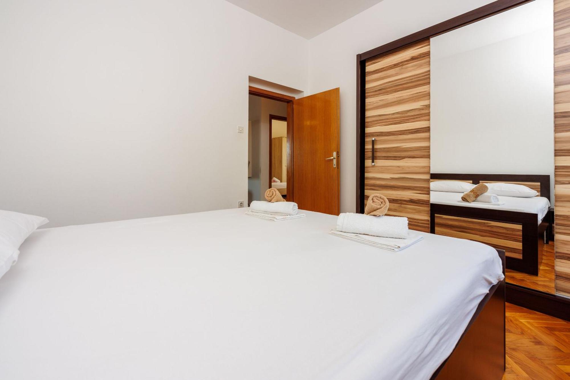 Apartment Darija Crikvenica Buitenkant foto